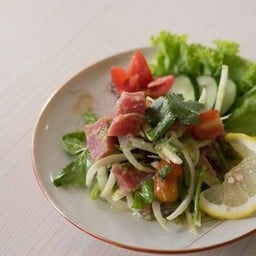 ยำทูน่าซาซิมิ