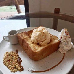 Honey toast