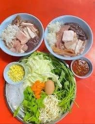 มาวิน มาวา หมูกระทะ (บ้านเหล็ก)