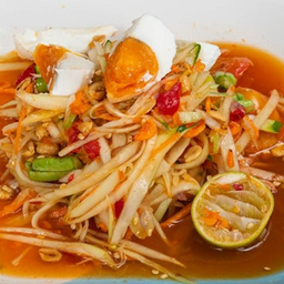 ส้มตำไทยไข่เค็ม