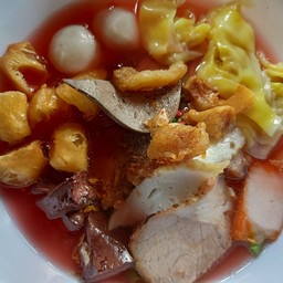 บะหมี่เกี้ยวหมูเย็นตาโฟ
