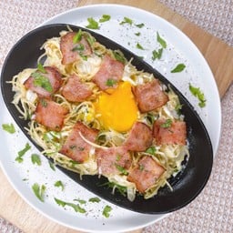 สปาเก็ตตี้คาโบนาร่า (Carbonara)