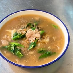 ราดหน้าเนื้อ