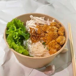 พินรี หมี่ไก่ฉีก -PINARE สาขาหลังมอ
