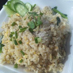 ข้าวผัดใข่