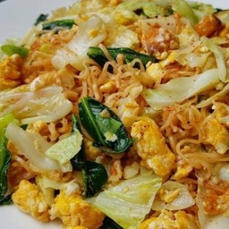 ผัดมาม่า