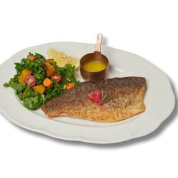 สเต๊กปลากระพงมะนาวคาเวีย