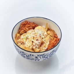 ข้าวหน้าหมูทอดตุ๋นไข่