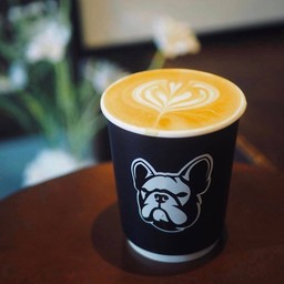 ลาเต้ร้อน