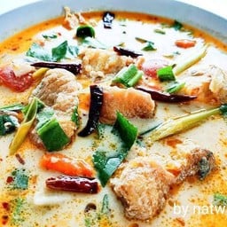 ร้านป้าเพ็ญ ตามสั่ง