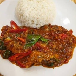 ข้าวพริกแกงปลากระป๋อง