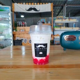 นมสดสตรอว์เบอร์รี่