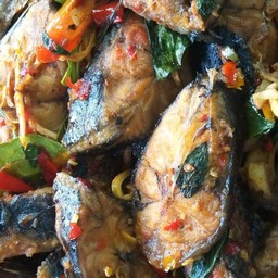 ผัดฉ่าปลาดุก