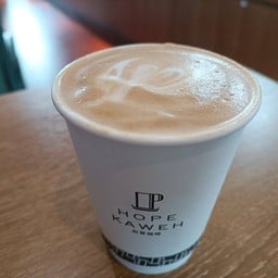 Hop Kaweh Pudong International Airport