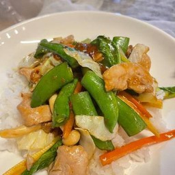 ข้าวผัดผักรวมหมู