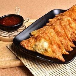 เกี๊ยวหมูทอดพิเศษ