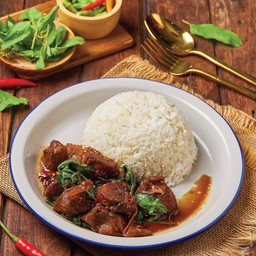 ข้าวกระเพราหมูตุ๋น
