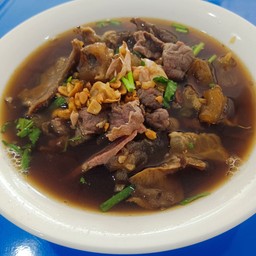 ก๋วยเตี๋ยวเนื้อ❤️คุณย่า