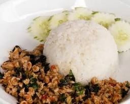 ผัดกระเพราหมู
