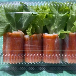 น้ำฝนสลัดโรล (ตลาดแยกไฟแดงเรือนจำ)