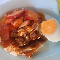 ข้าวหมูแดง หมูกรอบ