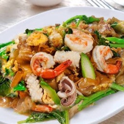 ผัดซีอิ๋วทะเล