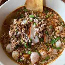 ก๋วยเตี๋ยวต้มยำหมูสับ