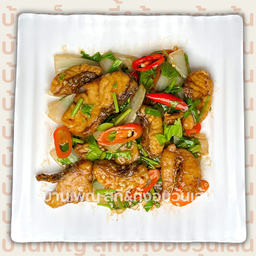 เนื้อปลากะพงผัดขึ้นฉ่าย