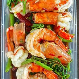 ยำกระเฉดกุ้งสุก