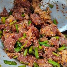 ก้อยแห้งเปรี้ยว