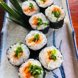 Wakame Ebiko Maki
