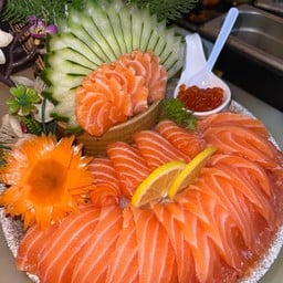 รอยัลแซลม่อนชุดครอบครัว