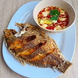 ปลานิลทอด/น้ำจิ้ม