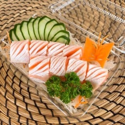 ท้องแซลม่อนซาชิมิ