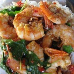 ข้าวกระเพรากุ้ง