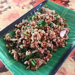 ข้าวราดลาบหมู
