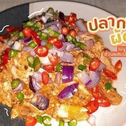 ข้าวปลากระป๋องผัดไข่