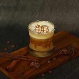 คาราเมลมัคคิอาโต้(𝐈𝐜𝐞 Caramel Macchiato )