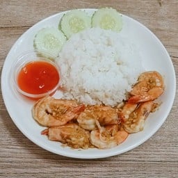 ข้าวกุ้งกระเทียม