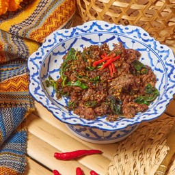 กะเพราเนื้อชาร์โรเล่ส์ ไซส์ออกญา