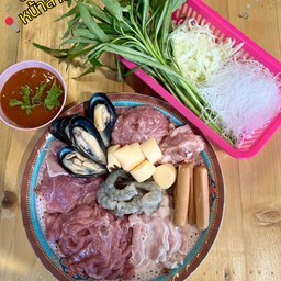 หมูกระทะชุดใหญ่ อิ่มทั้งบ้าน  ฟรีโค้กขวดใหญ่