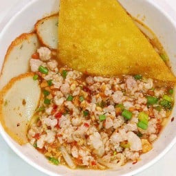 ก๋วยเตี๋ยวต้มยำหมูสับล้วน(โครตหมูสับ)