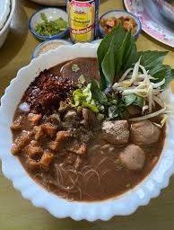 ก๋วยเตี๋ยวเรืออยุธยา(เจดีห์หัก)