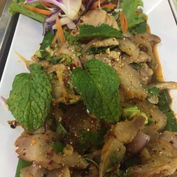 น้ำตกหมู