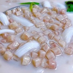 บัวลอยเผือกแก้วมะพร้าวอ่อน