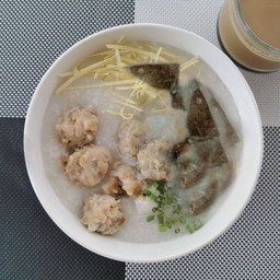 โจ๊กหมูเครื่องใน