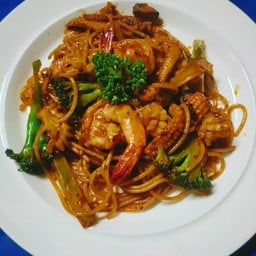 สปาเก็ตตี้ผัดหม่าล่าทะเล