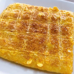 ข้าวเหนียวปิ้งทาไข่