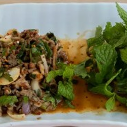 น้ำตกเนื้อ