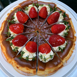 basque cheesecake ชีสเค้กหน้าไหม้
